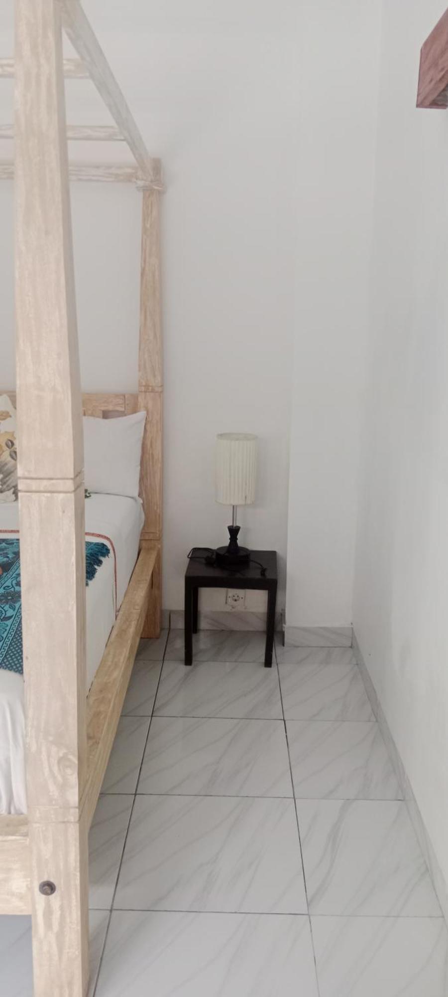 Beten Enjung Home Stay&Waroeng Amed Esterno foto