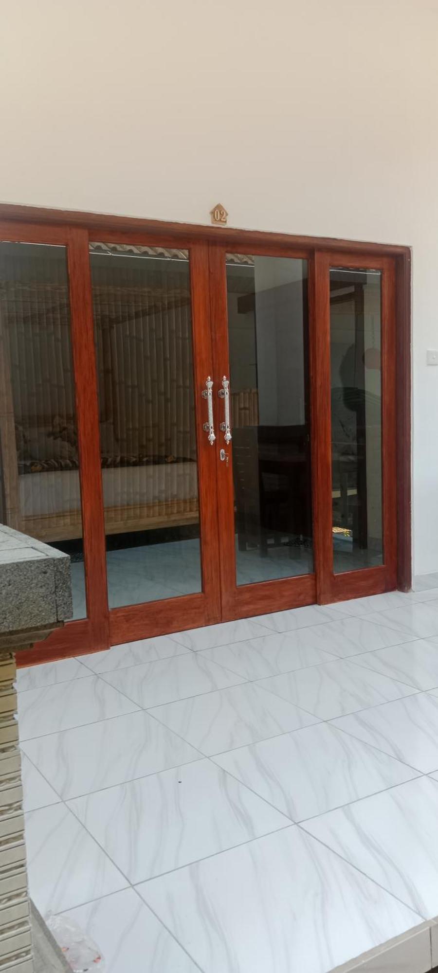 Beten Enjung Home Stay&Waroeng Amed Esterno foto
