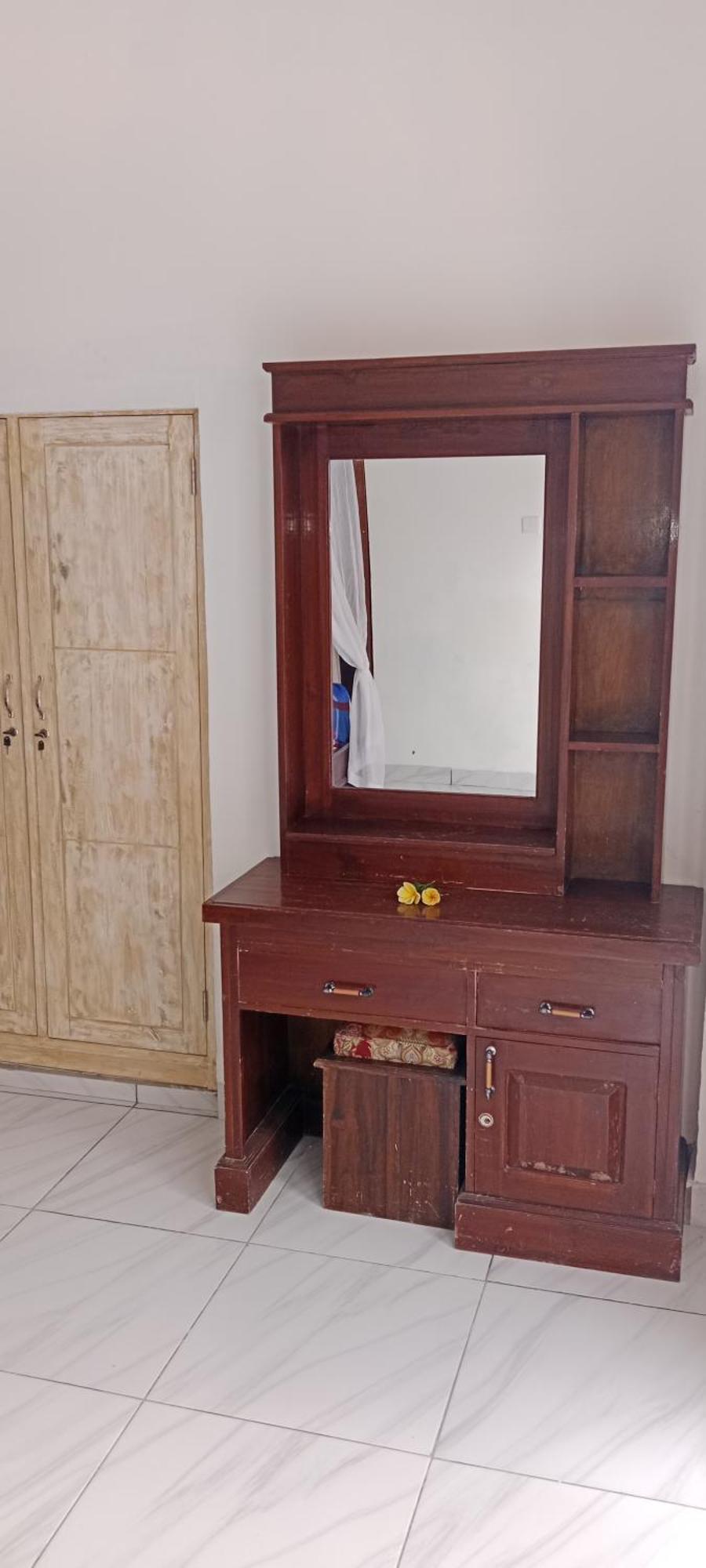 Beten Enjung Home Stay&Waroeng Amed Esterno foto