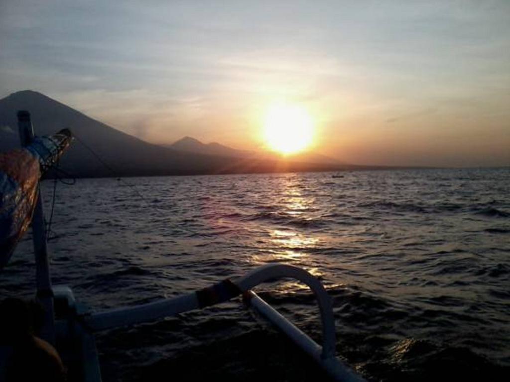 Beten Enjung Home Stay&Waroeng Amed Camera foto